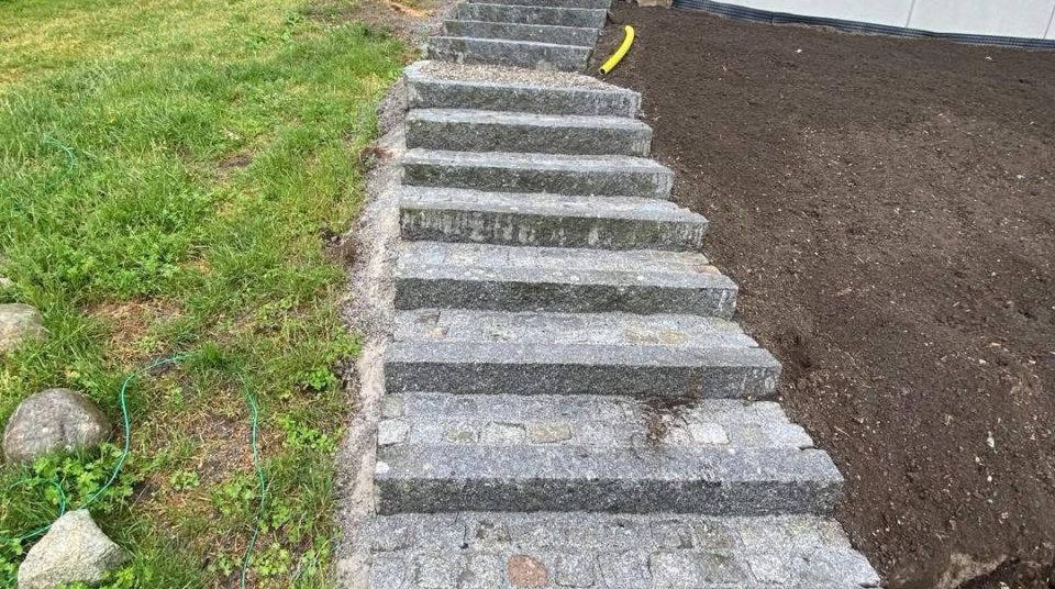 Trädgårdsarbete-projekt i Älvsjö